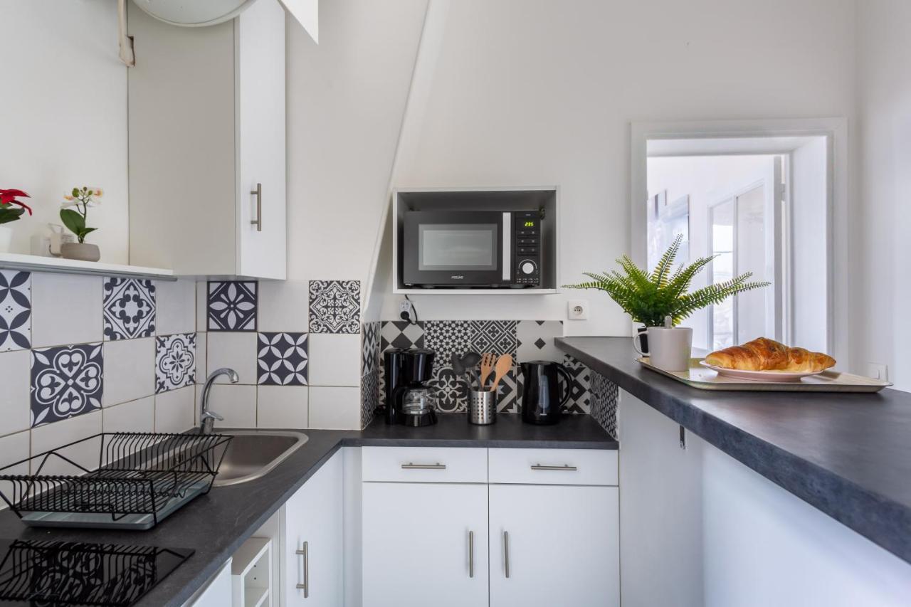 Le Charme Haussmannien-10 Min Paris Apartment *